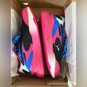 Puma - RS-Fast INTL Wn's  - 384329 01 - BLACK -PURPLE-BLUEMAXING - Size 9.5